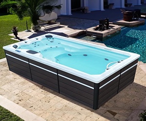 Swim Spa mit LED Beleuchtung, winterfest